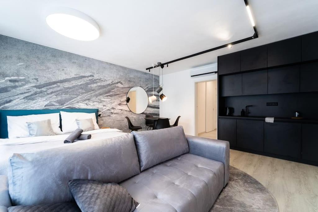 Parkside Harmony Apartment - Бърно Екстериор снимка
