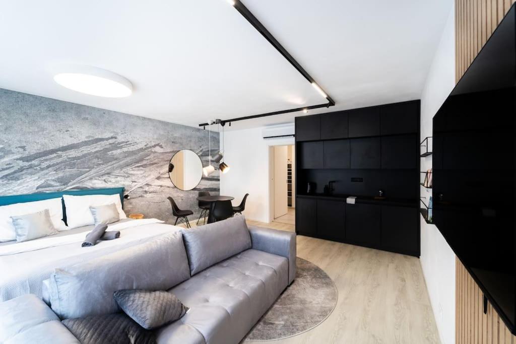 Parkside Harmony Apartment - Бърно Екстериор снимка